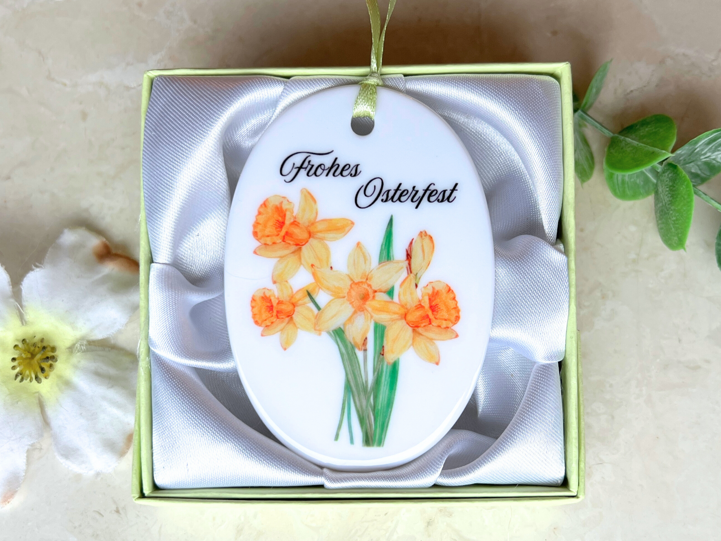 German Ceramic Easter Ornament with Daffodil Design – Frohes Osterfest