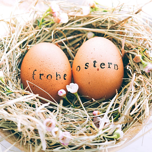 Eggs in nest "Frohe Ostern" pretty German Easter card