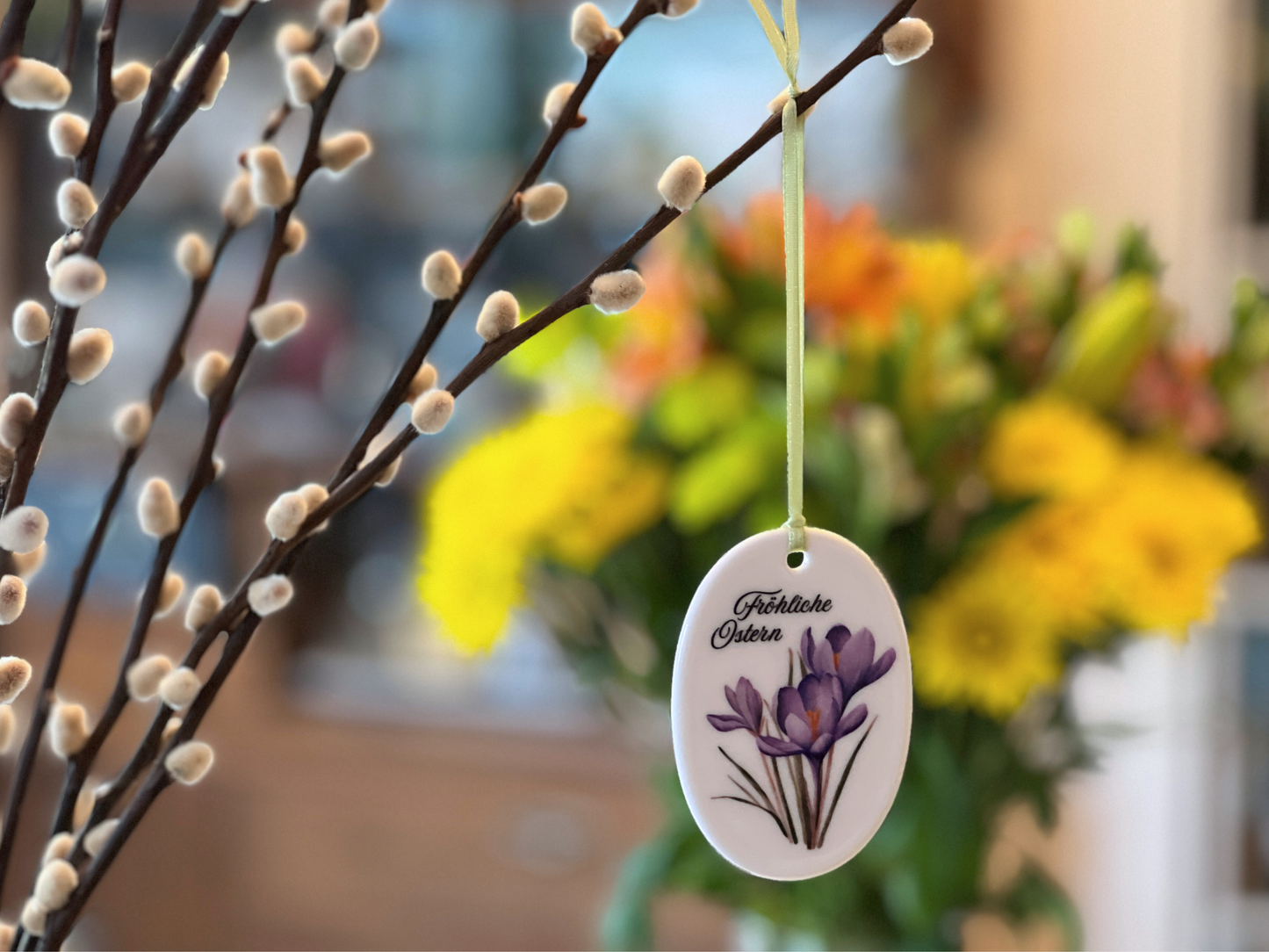 German Ceramic Easter Ornament with Crocus Design – Fröhliche Ostern