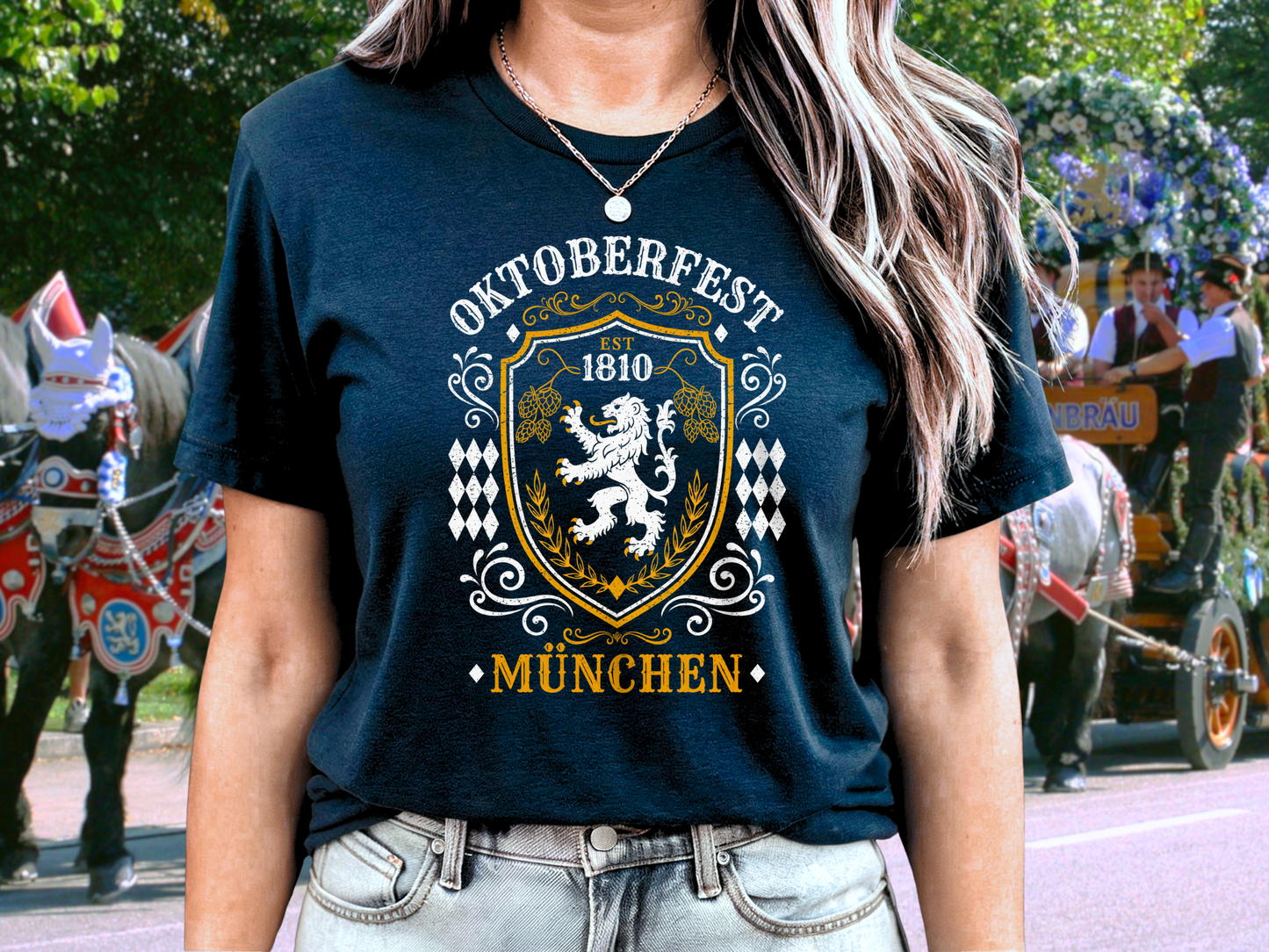 Oktoberfest München est 1810 Bavarian Lion Crest t-shirt